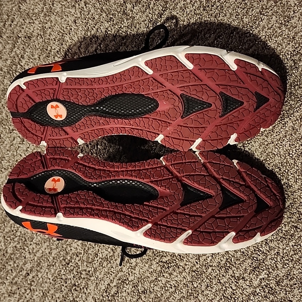 NWOT Under Armour Hovr Phantom 2 intelliknit speed form size 10 maroon/black - Picture 6 of 8
